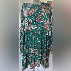 WONDERLY CURVY LONG SLEEVE TIERED DRESS. 3X. FIGURE FLATTERING, GREAT FALL VIBES